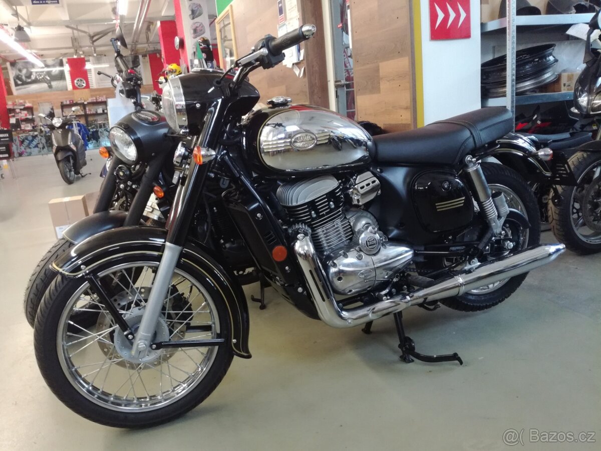 Nový motocykl Jawa 300CL