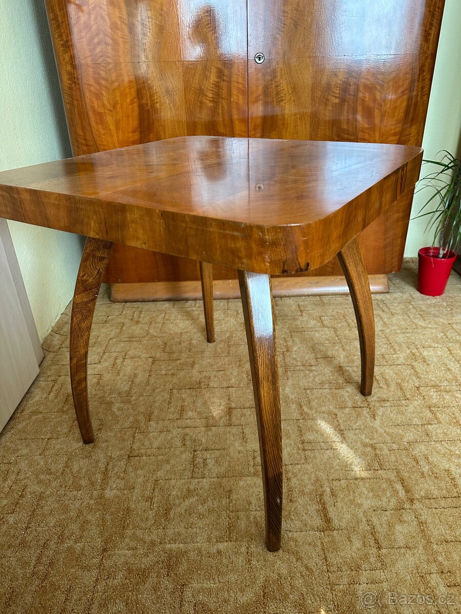 Halabala stolek (Pavouk)