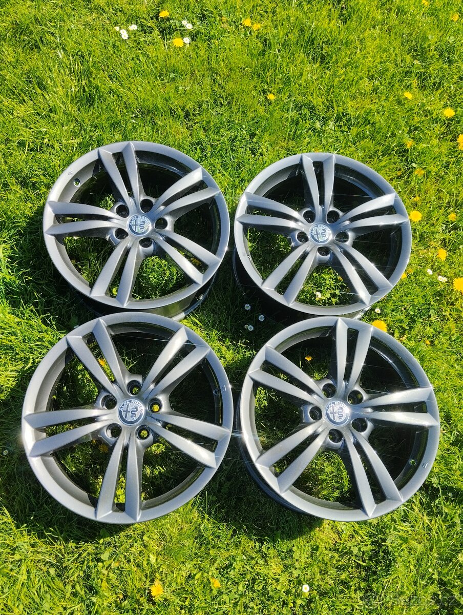 ALU ALFA ROMEO GIULIETTA 5X110 R17