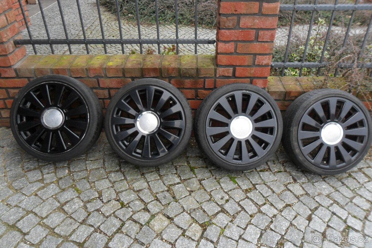 VW Golf, Bora, Polo - Al kola 17" + letní pneu.