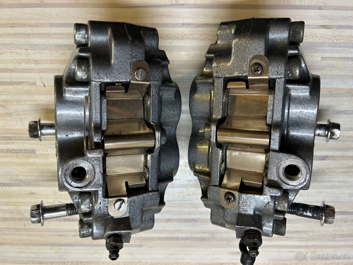 Brzdiče Tokico pro Kawasaki ZZR 600 s destičkami