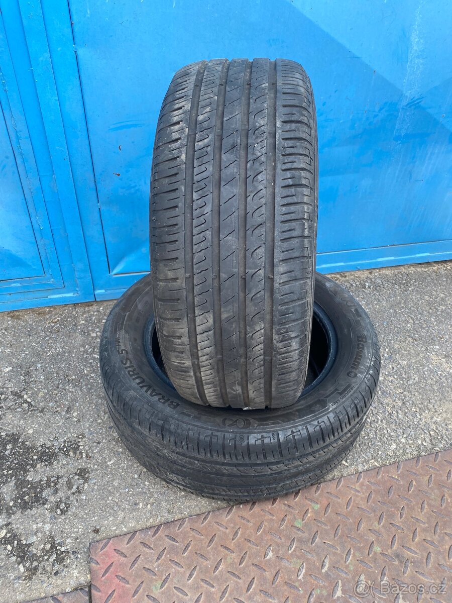 Letni pneu 215/55R16