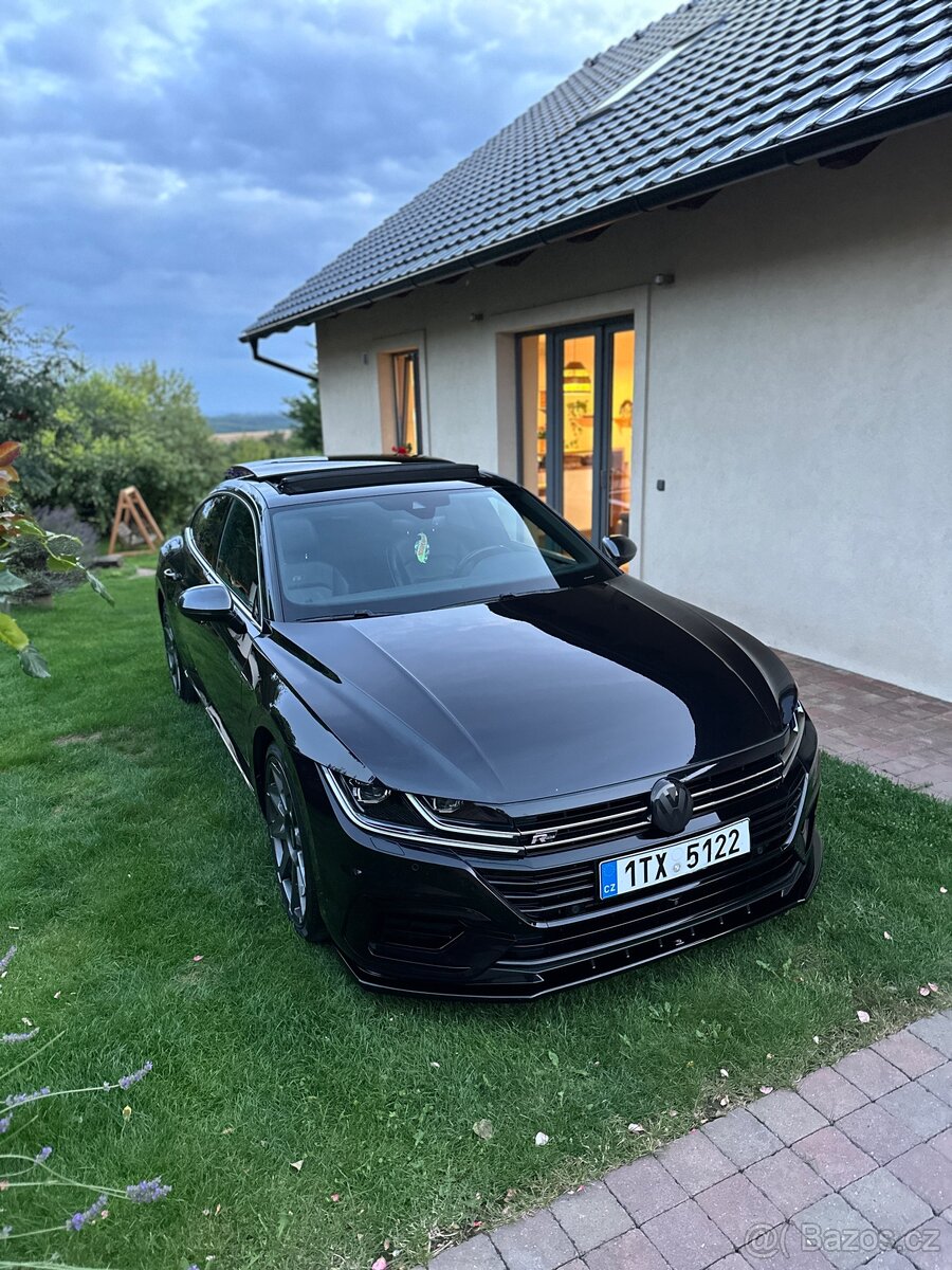 VW Arteon bi-tdi - 176kw HUD, Dynaudio,virtuál,webasto…