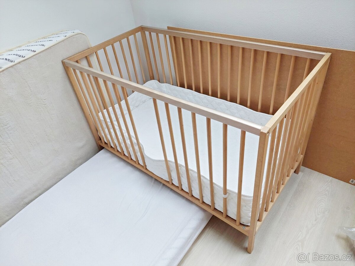 Dětská postýlka IKEA (SNIGLAR)