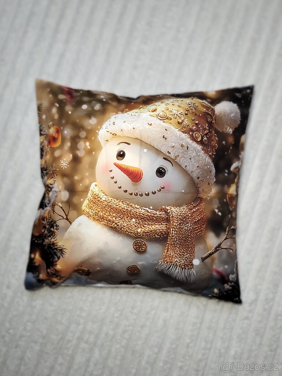 Vánoční látkový povlak na polštář "Sněhulák" 45x45 cm