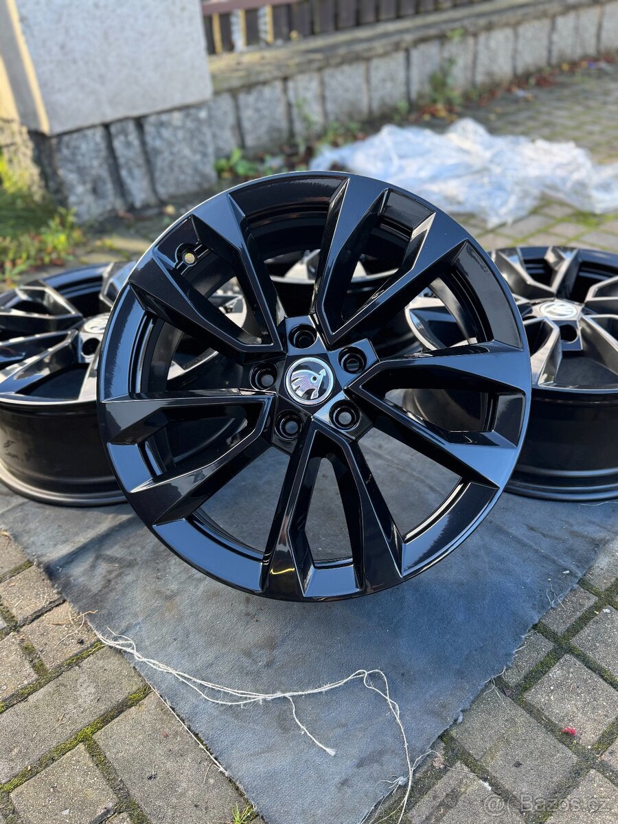 ORIGINÁL Alu Škoda Procyon R18, 5x112 - TOP STAV