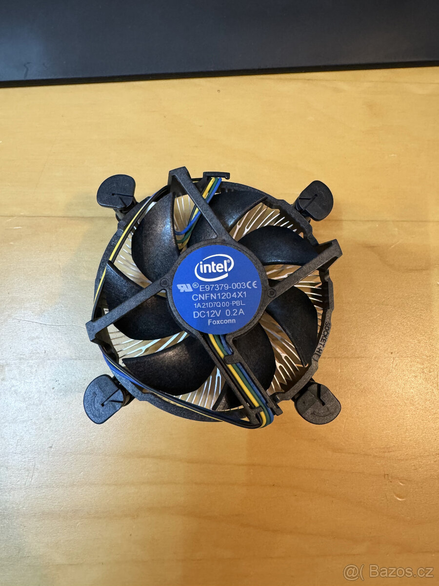 Originální chladič procesoru Intel - nový, nepoužitý