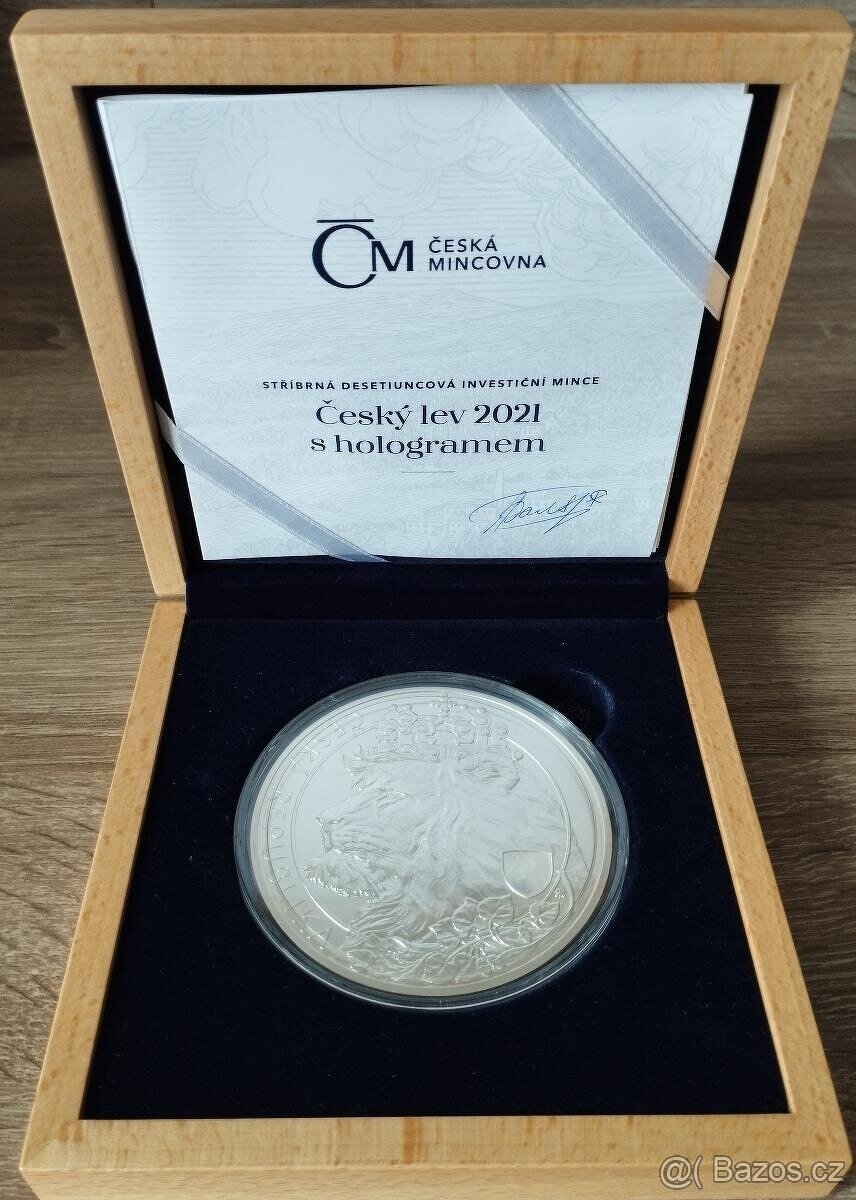 Stříbrná 10 Oz mince Český lev stand s HOLOGRAMEM 2021
