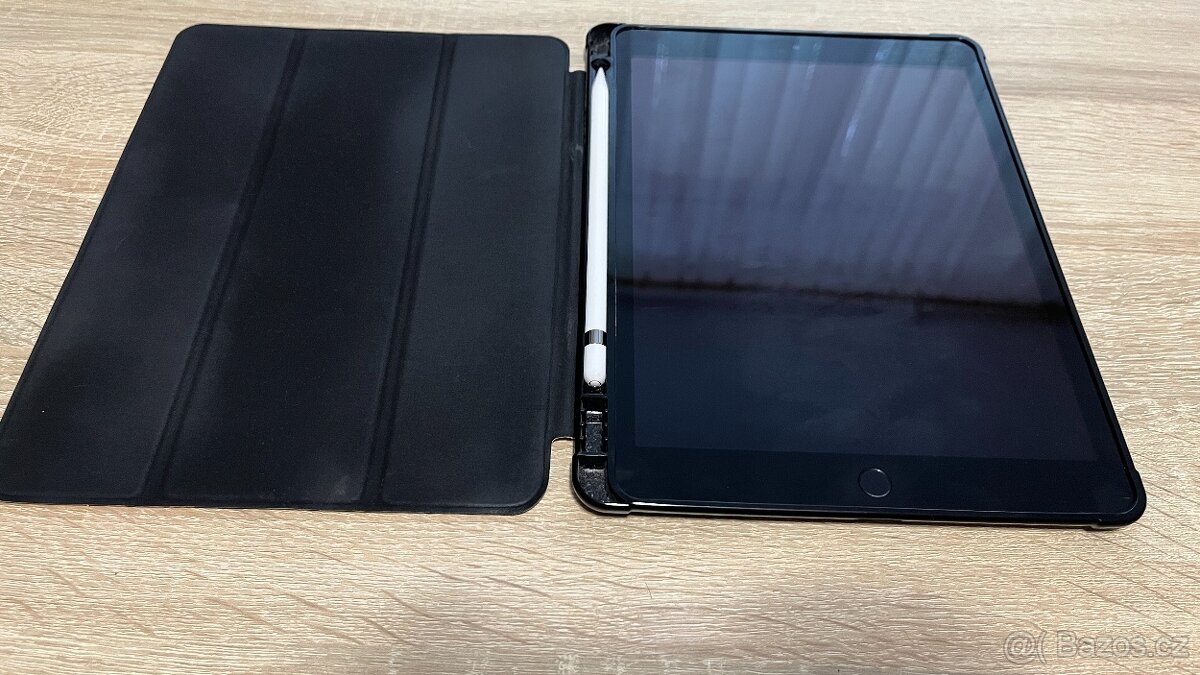 iPad 9. generace (Wi‑Fi + Cellular, 64 GB) + Apple Pencil