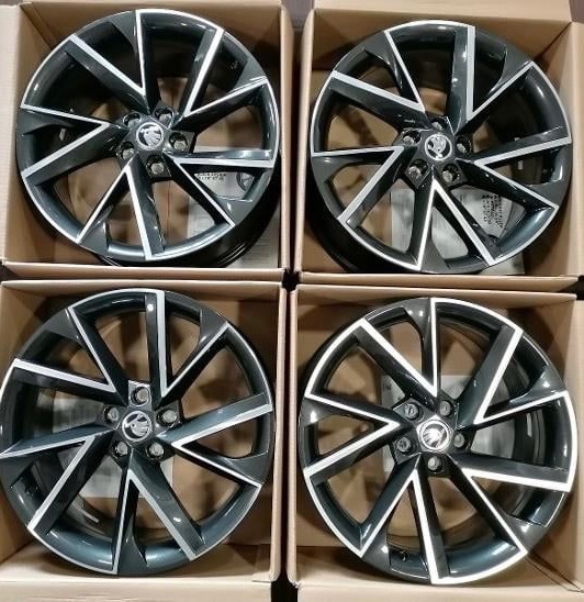 Alu kola Škoda Superb VEGA 19 antracit ( KOUPÍM )