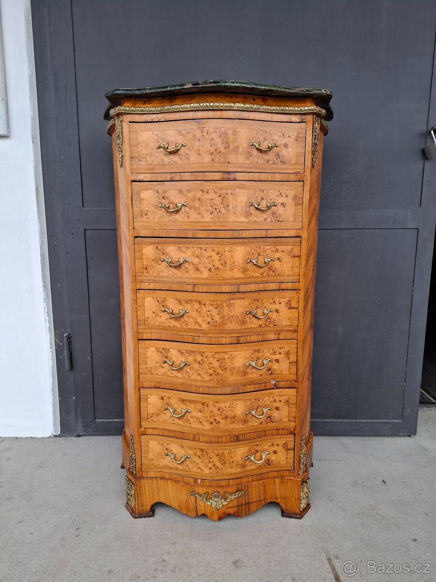 Starožitná šuplíková komoda s mramorem