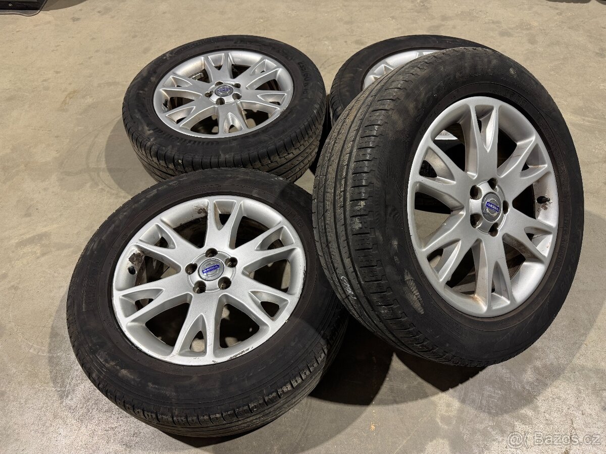 Sada kol Volvo XC90 MK1 R18 5x108 235/60 30748436