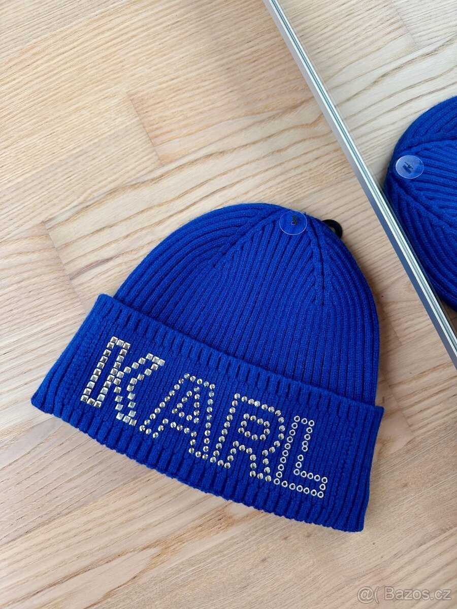 KARL LAGERFELD ZIMNÍ ČEPICE MODRÁ