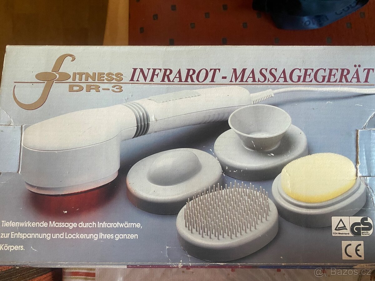 Masážní přístroj