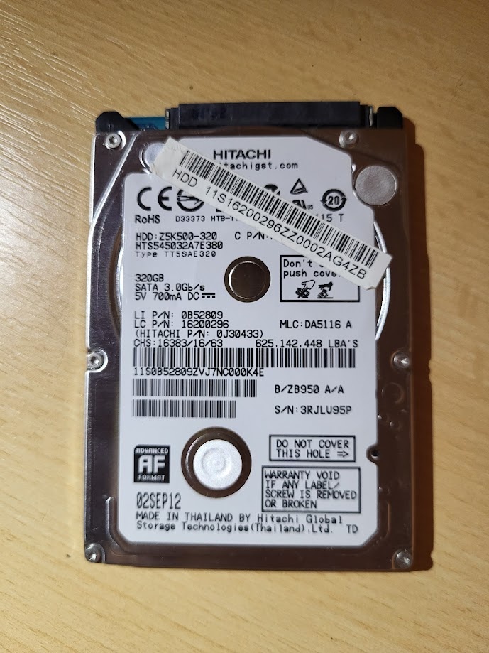HDD 320 GB Hitachi 2,5", SATA
