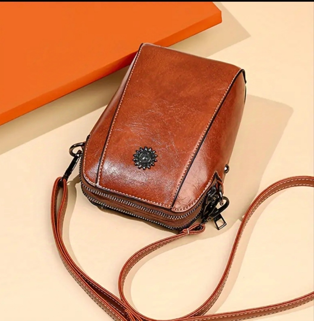 Nová crossbody kabelka