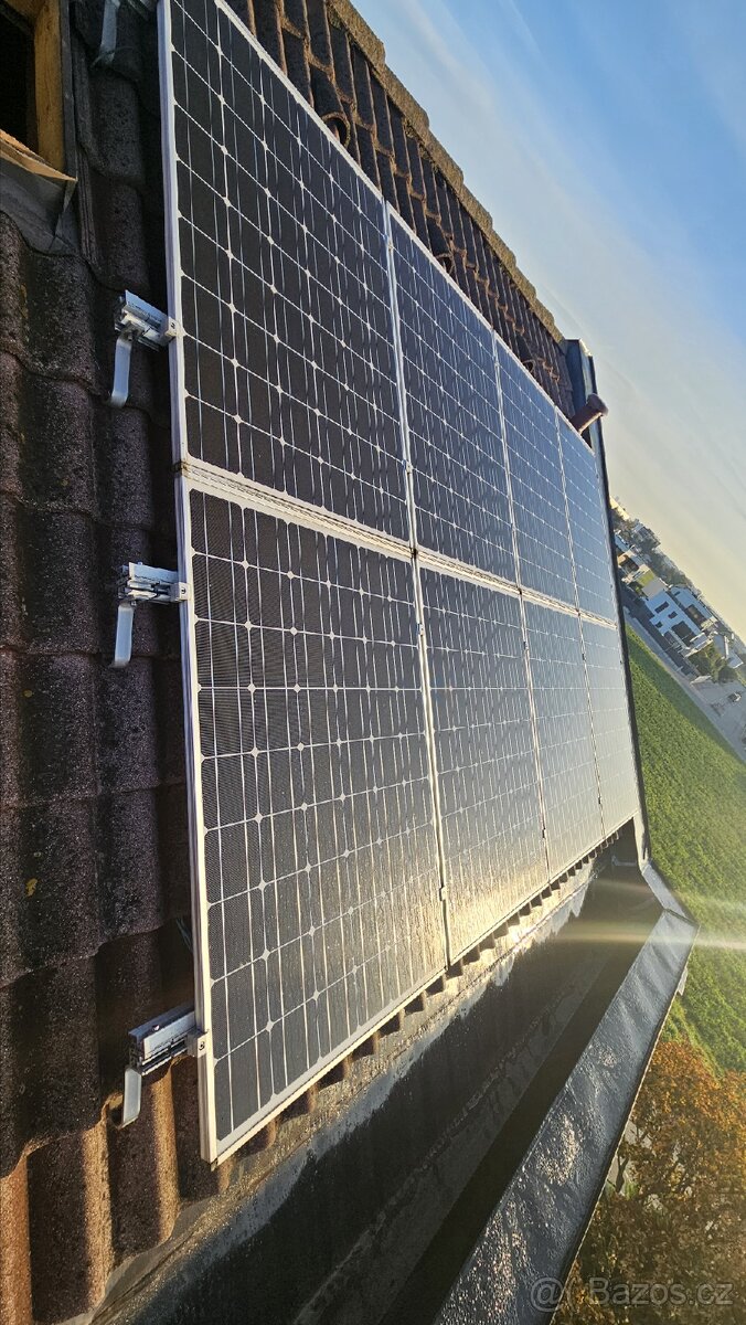 Fotovoltaika - 14panelu 220w + střídač fronius