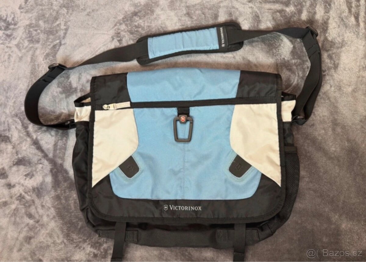 Taška přes rameno/na NTB Victorinox