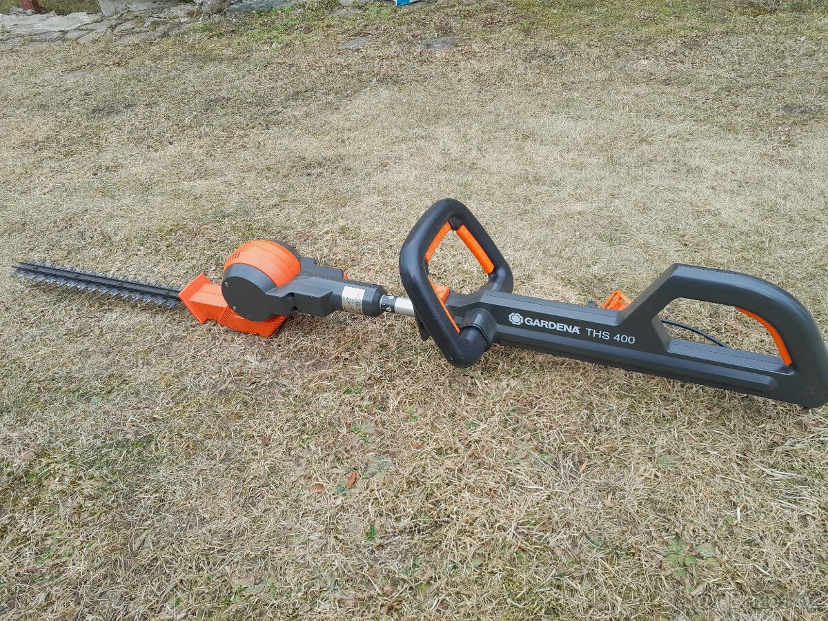 Teleskopické nůžky Gardena THS 400