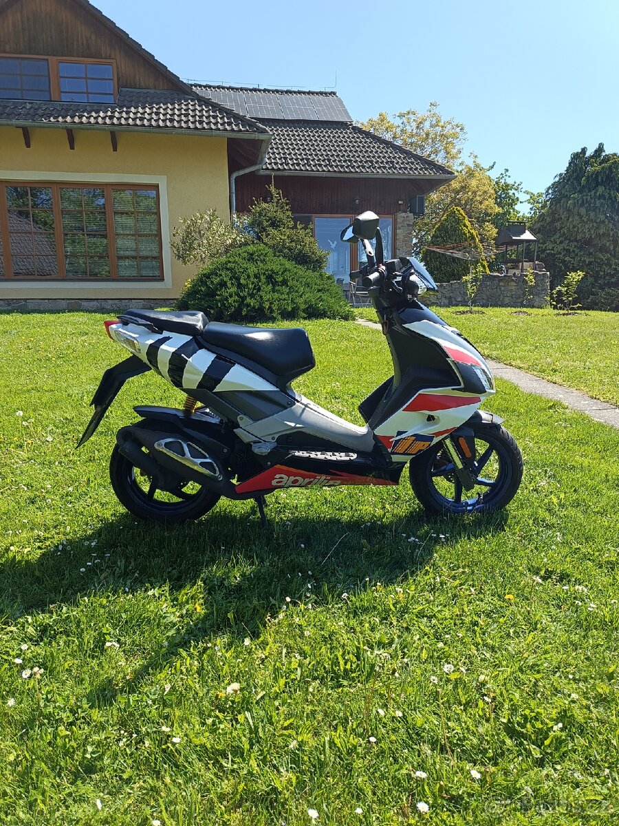 Aprilia SR 50 Factory DITECH 4kW, r.v. 2005