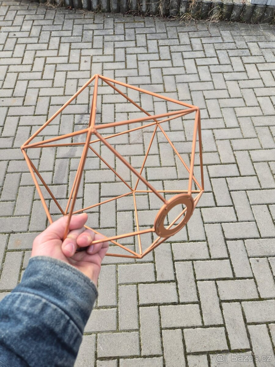 "stínitko"