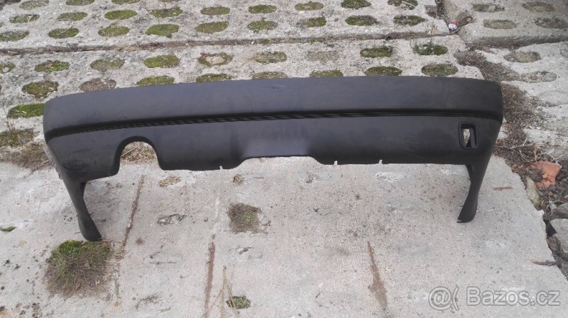 Fiat Croma 154 - originální zadní nárazník