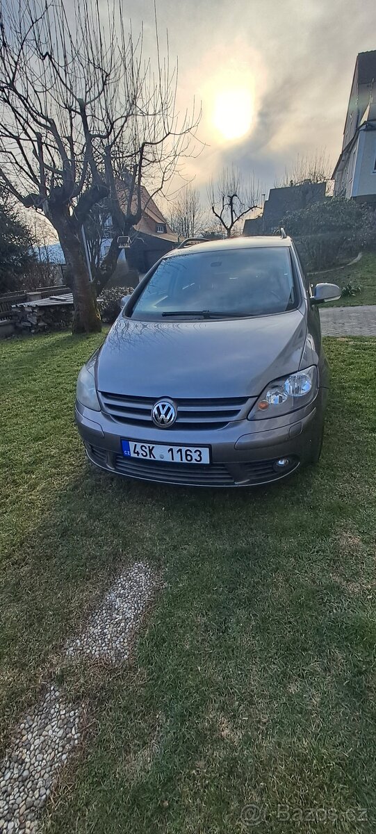 GOLF 5 PLUS 1,9 Tdi 77 kW, 2008 super výbava