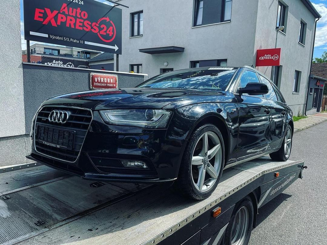Vůz na náhradní díly Audi A4 B8 8K FL S-Line avant 13 CDUC M