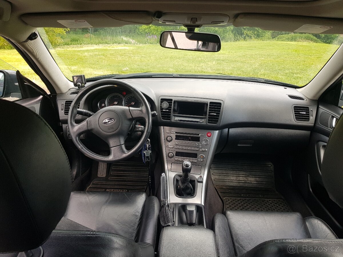 Subaru outback 2.5 2006