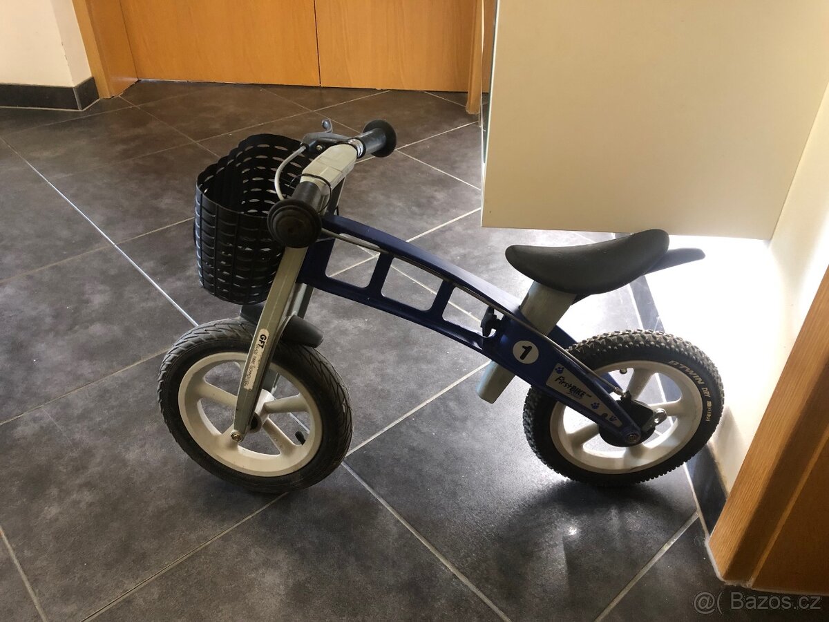 Dětské odrážedlo FirstBike