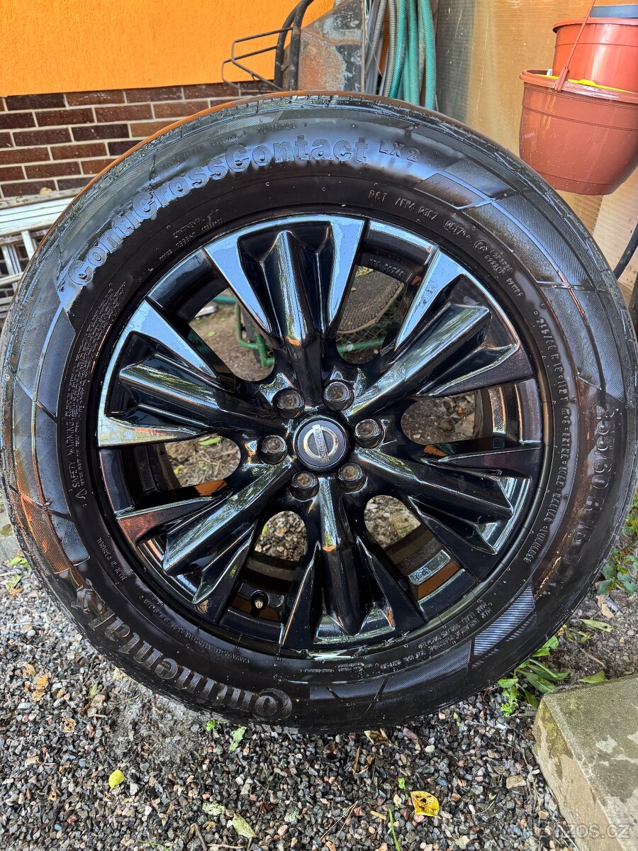 NISSAN NAVARA Originál alu kola 6x114,3