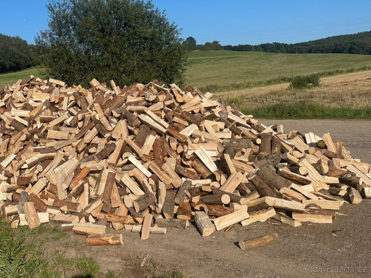 Palivové dřevo smrk do 50 km od Prachatic