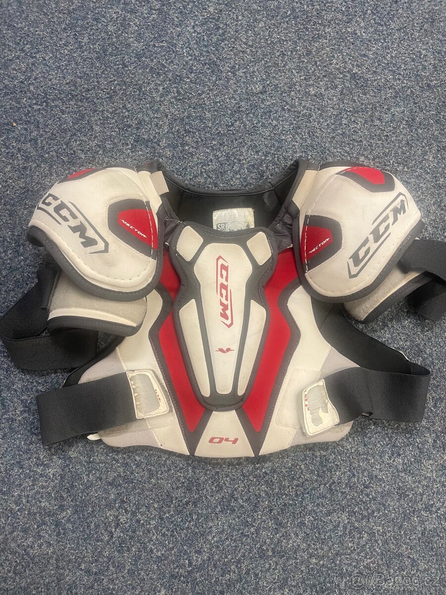 hokejova vesta ccm