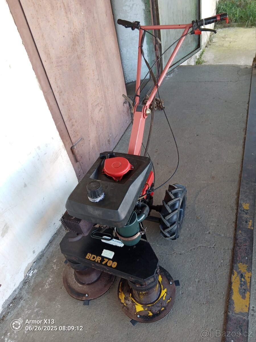 Bubnová sekačka BDR 700 motor Vari 2T