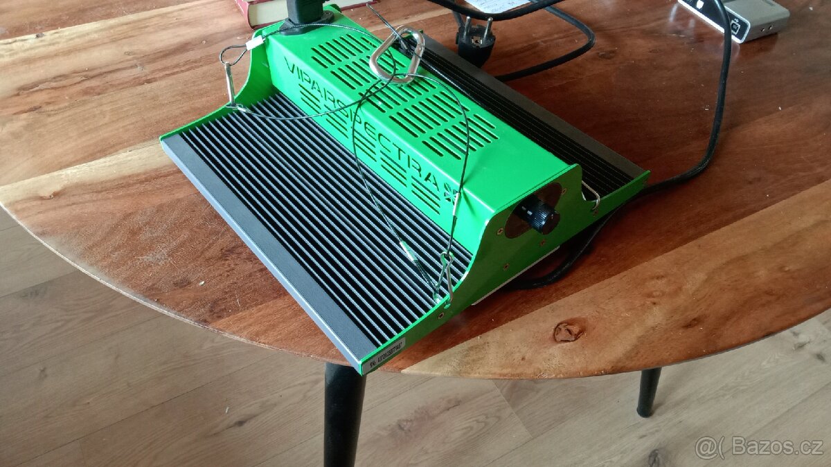 Led lampa ViparSpectra P600