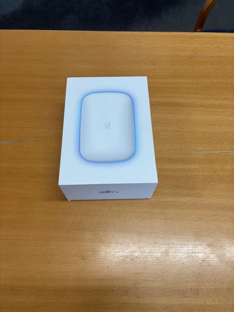 Ubiquiti U6-Extender