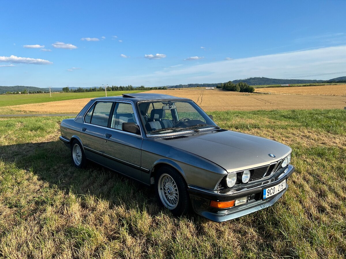 Bmw e28 520i