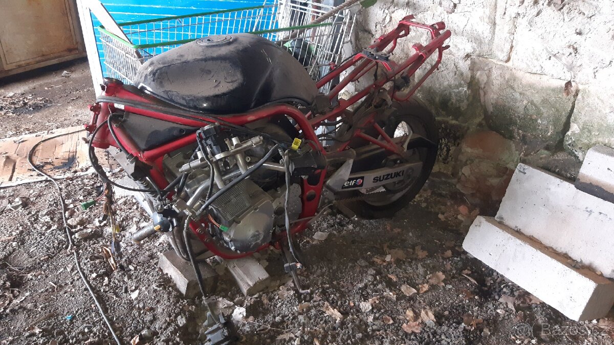 Suzuki Bandit 600