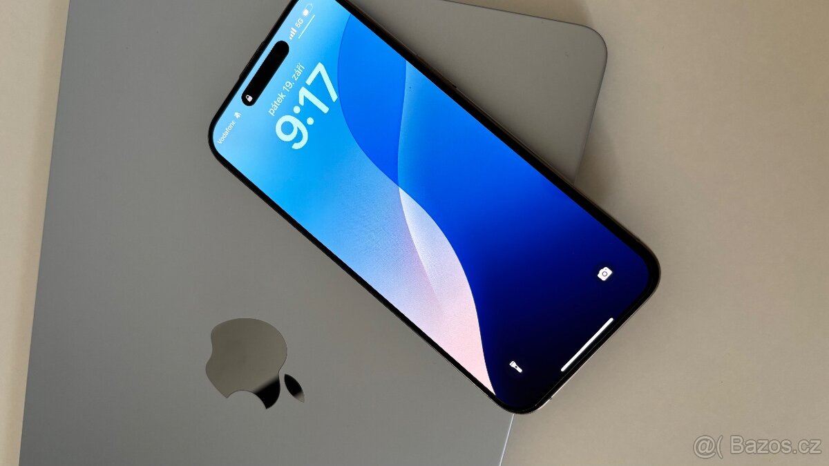 iPhone 15 pro max přírodní titan 256GB