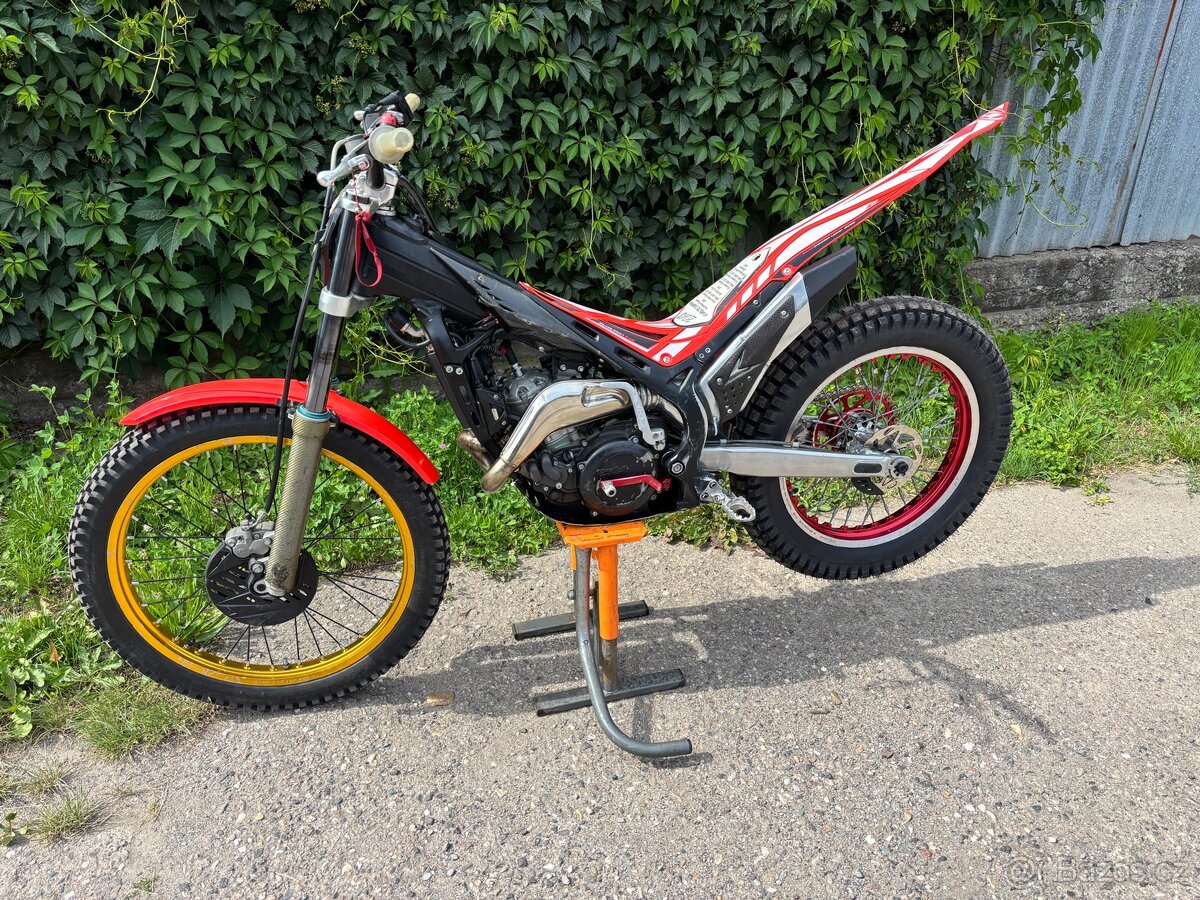 Beta 300 2t trial