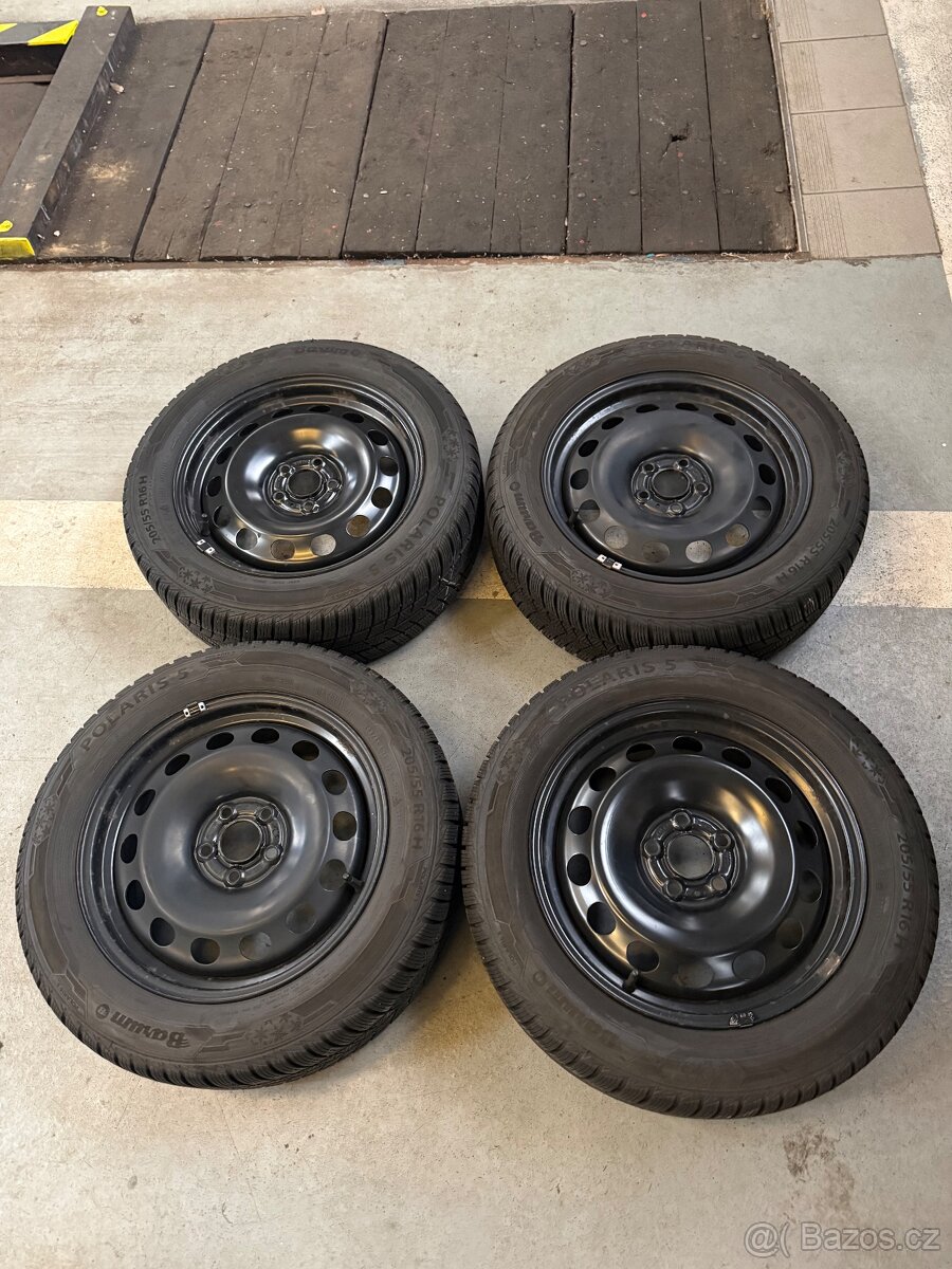 Zimní pneu + disky originál VW Škoda r16 scala, kamiq