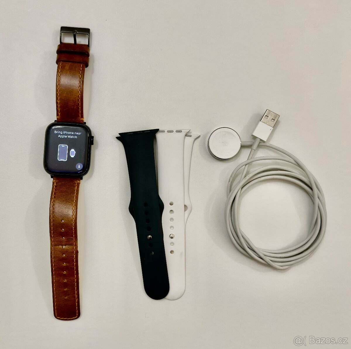 Prodám levně Apple Watch Series 7