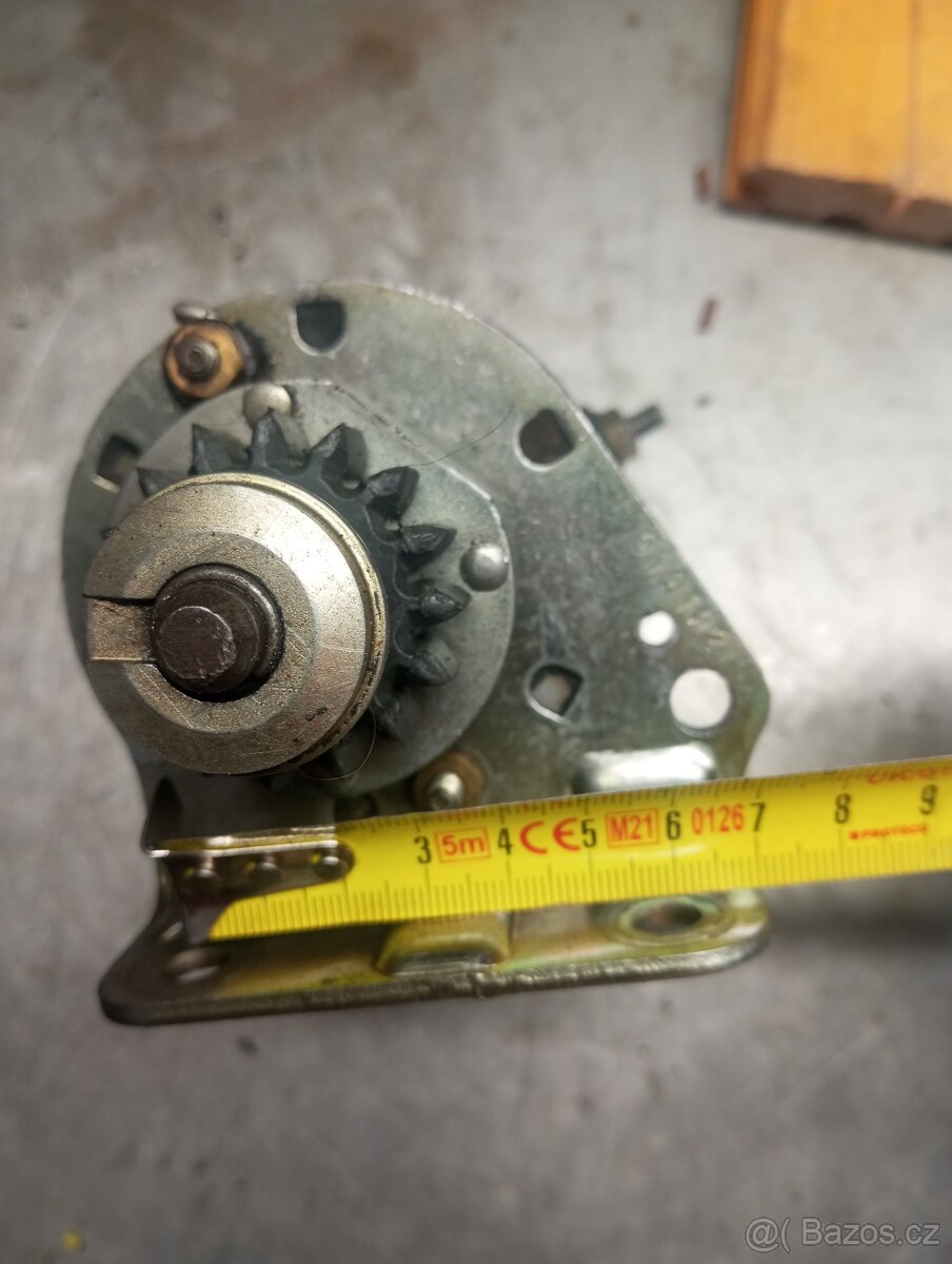 SEKAČKA,TRAKTUREK, PRODAM STARTER