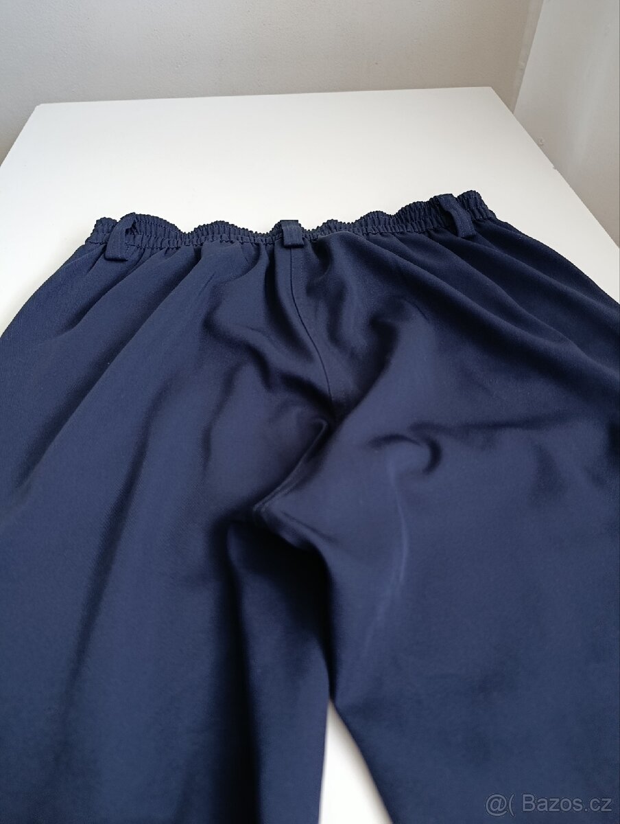 Tmavě modré třičtvrteční letní kalhoty vel.L do gumy