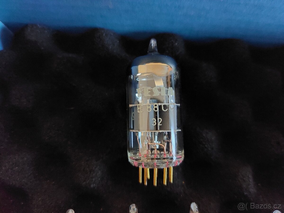 Elektronka Tesla E88CC,  Nová