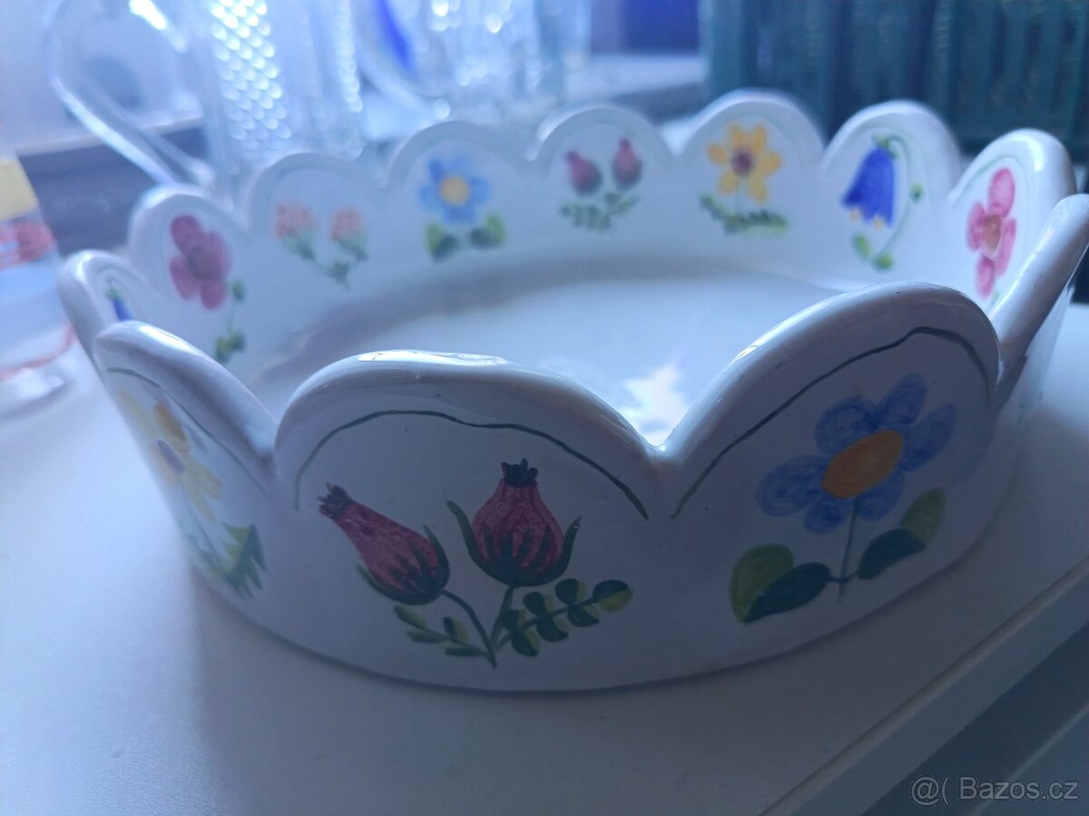 Dekorativní sklo a keramika