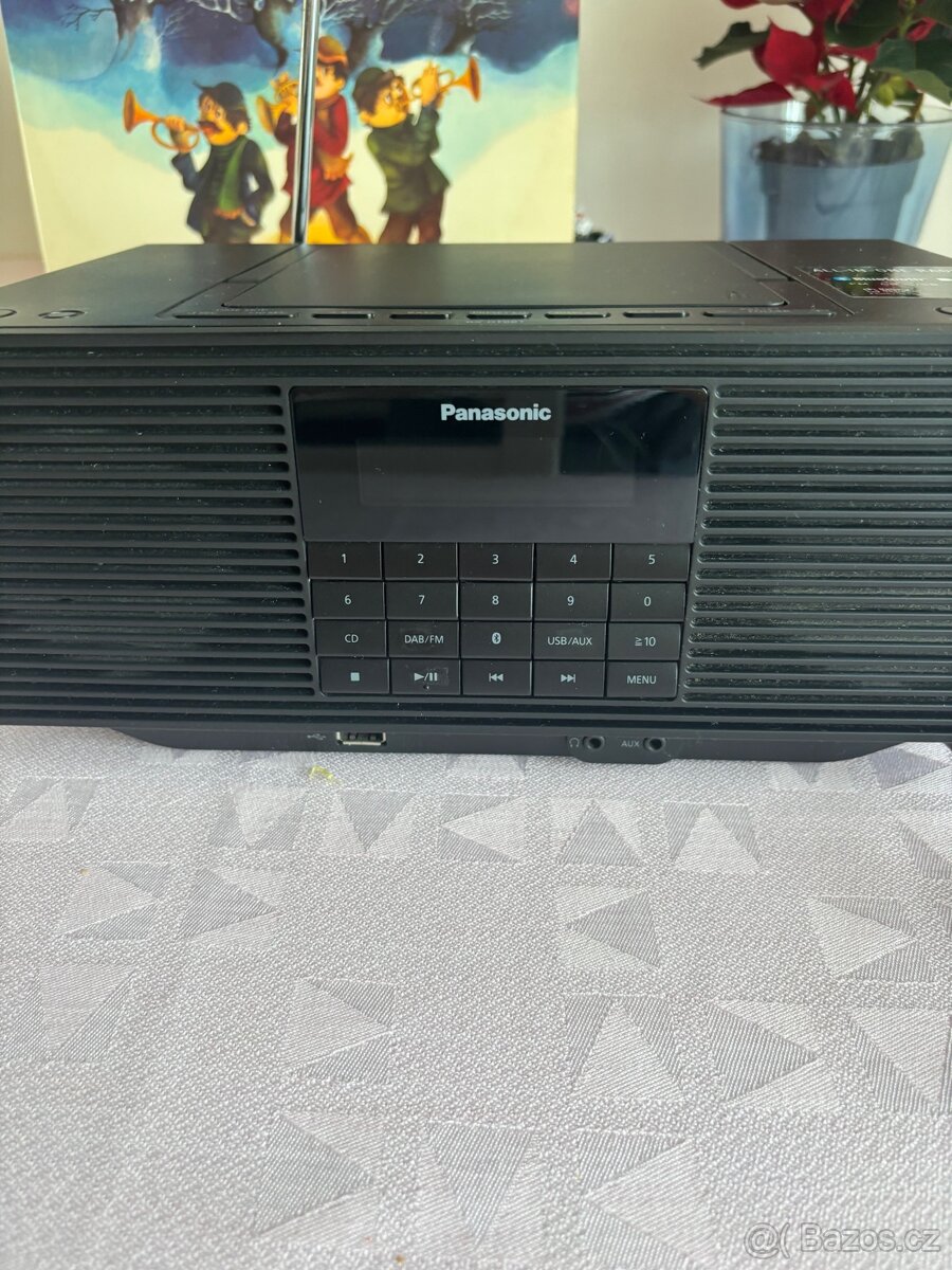 Přenosný stereo CD sys. Panasonic RX-D70BT