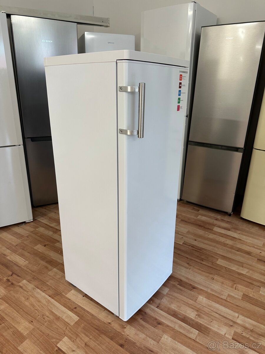 Lednice s mrazákem Bomann (187)