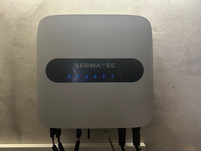 Sermatec - třífázový hybridní měnič FVE