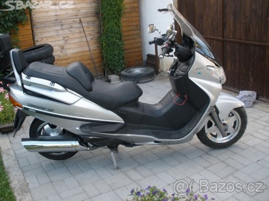 Suzuki Burgman an 400